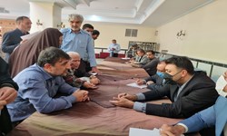 برپایی میز خدمت و پاسخگویی شهردار و اعضای شورای اسلامی در مصلی نماز جمعه شهرجدید مهستان