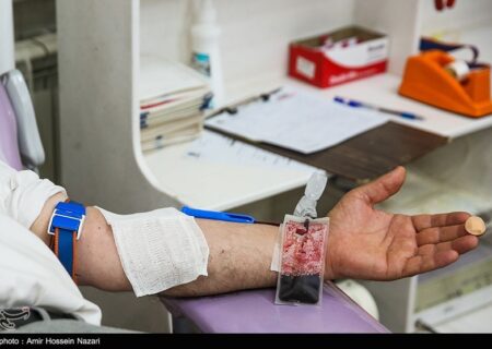 ۵۵۰۰ واحد خون به سایر استان‌ها اهدا شد