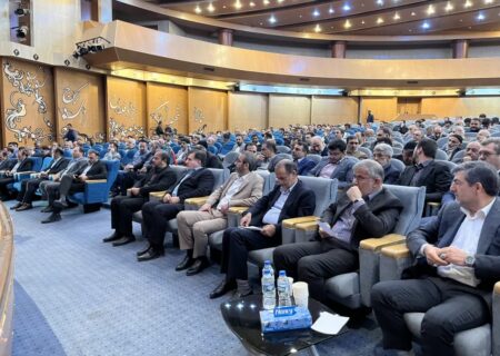دومین نشست مشترک استاندار و معاونین با فرمانداران و مدیران کل دستگاه های اجرایی استان البرز